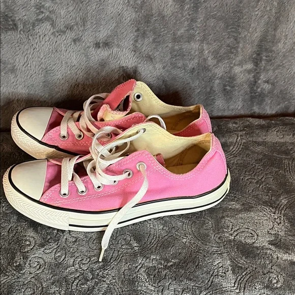 Converse Pink Low-Top Canvas Sneakers - Picture 3 of 6